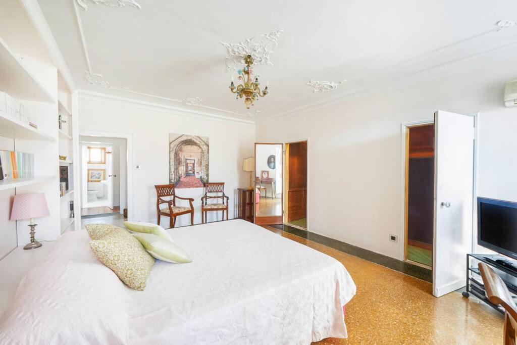 Ca' Fenice, Charming Apartment In San Marco, Sleep 7 Венеция Екстериор снимка